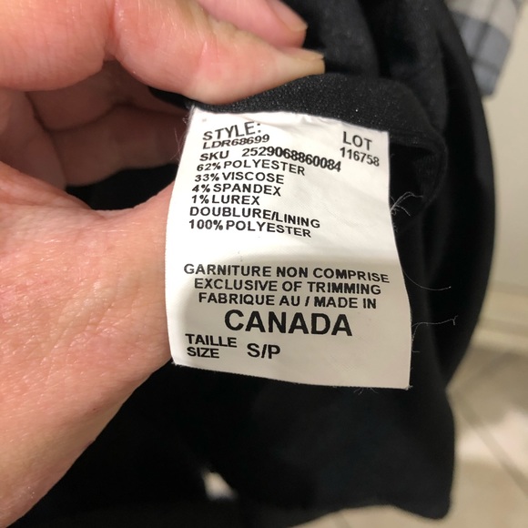 Form-fitting Plaid Dress - Picture 5 of 5